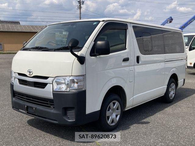 Toyota HIACE VAN 2022-02 7226255-1
