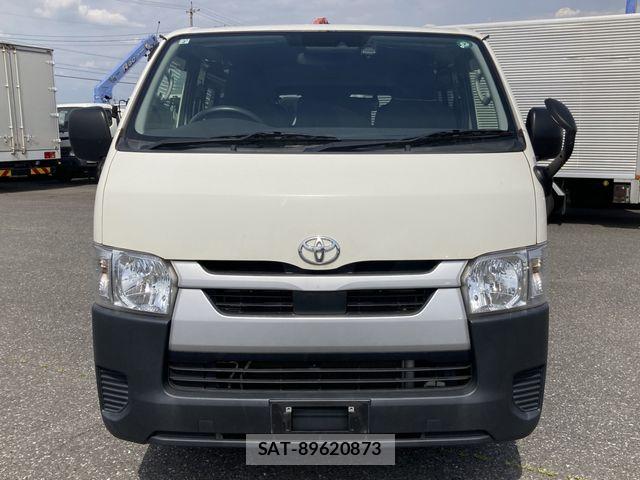 Toyota HIACE VAN 2022-02 7226255-20