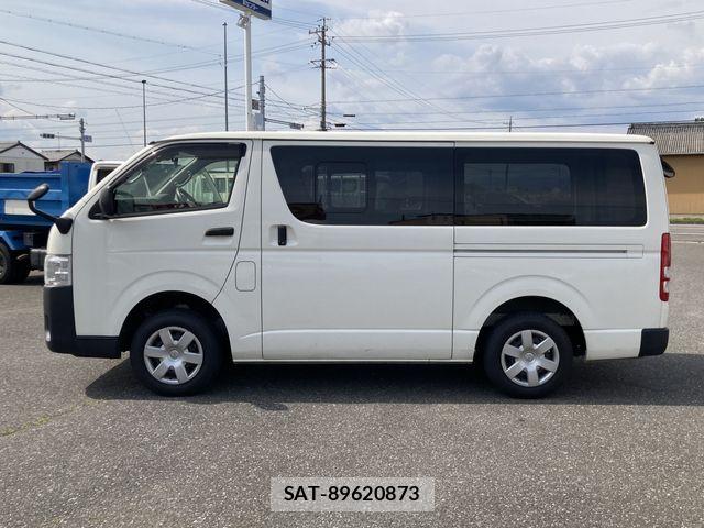 Toyota HIACE VAN 2022-02 7226255-21
