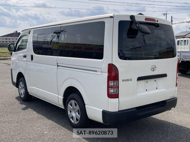 Toyota HIACE VAN 2022-02 7226255-2