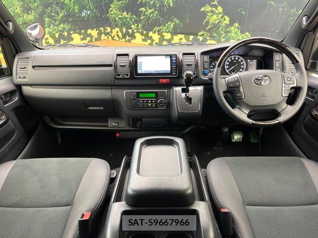 Toyota HIACE VAN 2025-09 7226272-1