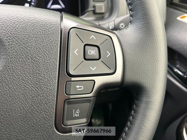 Toyota HIACE VAN 2025-09 7226272-6