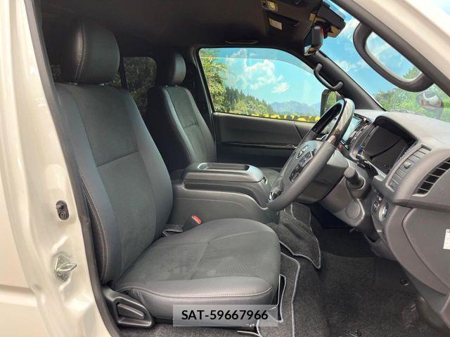 Toyota HIACE VAN 2025-09 7226272-7