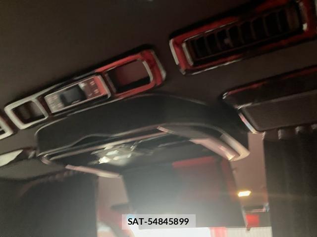 Toyota HIACE VAN 2023-06 7226264-15