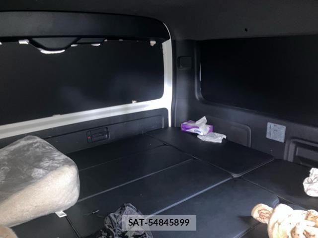 Toyota HIACE VAN 2023-06 7226264-16
