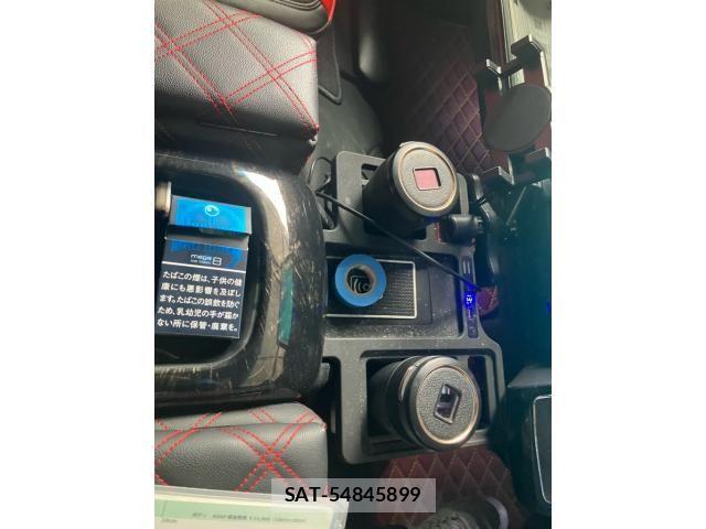 Toyota HIACE VAN 2023-06 7226264-21