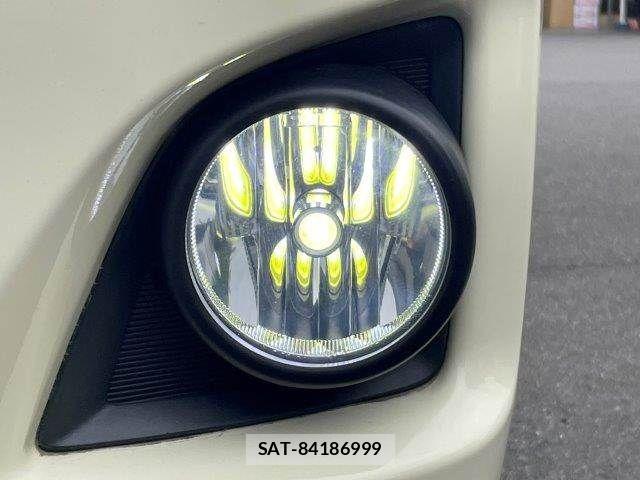 Toyota HIACE VAN 2013-12 7226213-14
