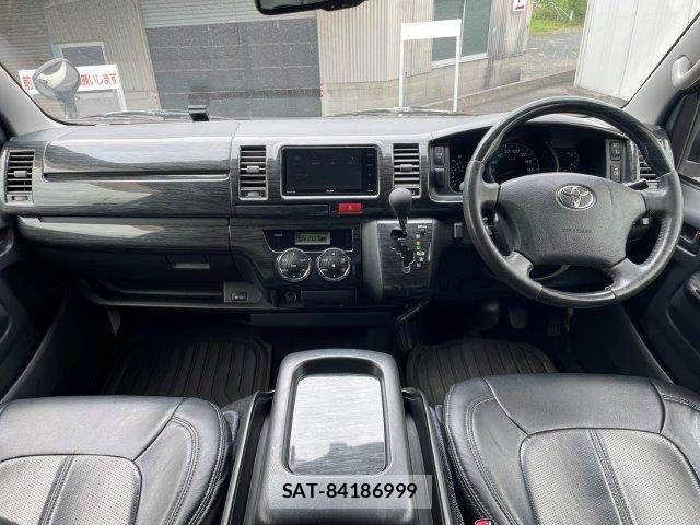 Toyota HIACE VAN 2013-12 7226213-2