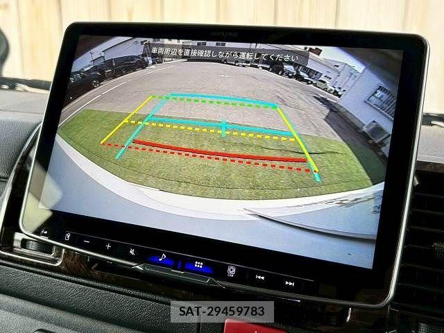 Toyota HIACE VAN 2023-04 7226265-4