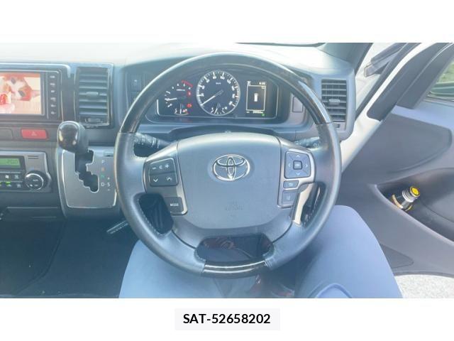 Toyota HIACE VAN 2021-03 7226244-11