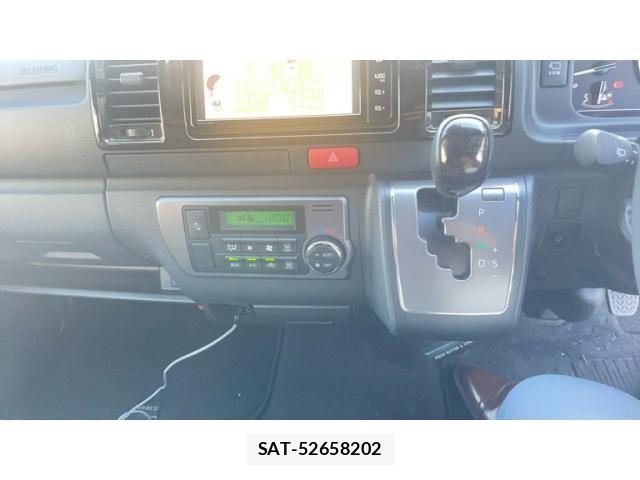 Toyota HIACE VAN 2021-03 7226244-16