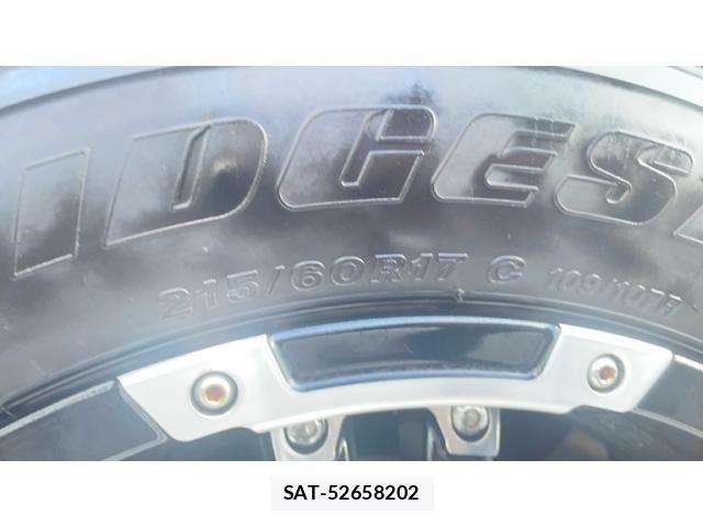 Toyota HIACE VAN 2021-03 7226244-7