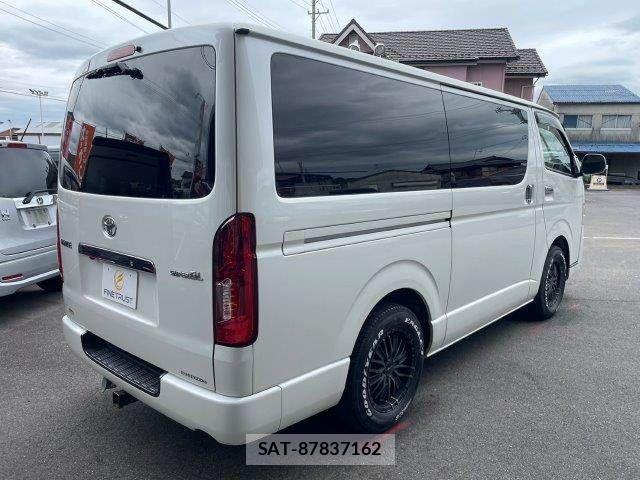 Toyota HIACE VAN 2010-10 7226209-17
