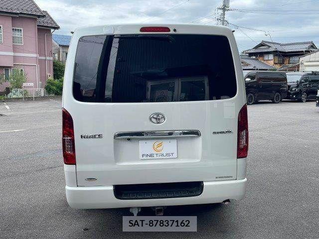 Toyota HIACE VAN 2010-10 7226209-18