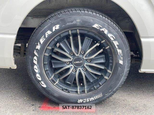 Toyota HIACE VAN 2010-10 7226209-29