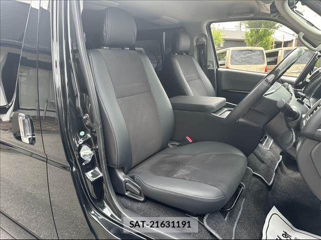 Toyota HIACE VAN 2017-01 7226219-6