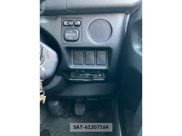 Toyota HIACE VAN 2016-09 7226217-18