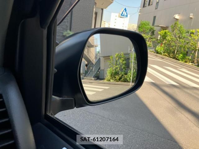 Toyota HIACE VAN 2016-09 7226217-19
