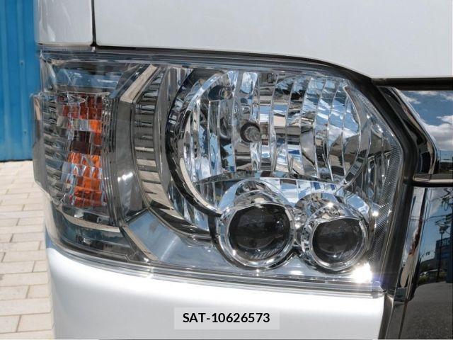Toyota HIACE VAN 2021-01 7226240-9