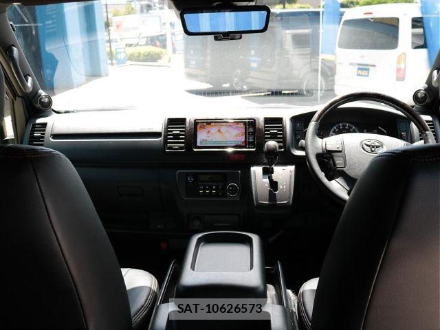 Toyota HIACE VAN 2021-01 7226240-1