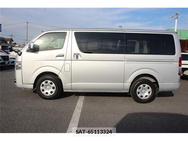 Toyota HIACE VAN 2021-03 7226243-7