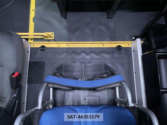 Toyota HIACE VAN 2020-03 7226236-13