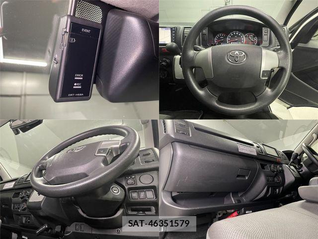 Toyota HIACE VAN 2020-03 7226236-20