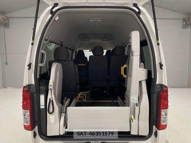 Toyota HIACE VAN 2020-03 7226236-7