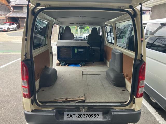 Toyota HIACE VAN 2004-09 7226201-10