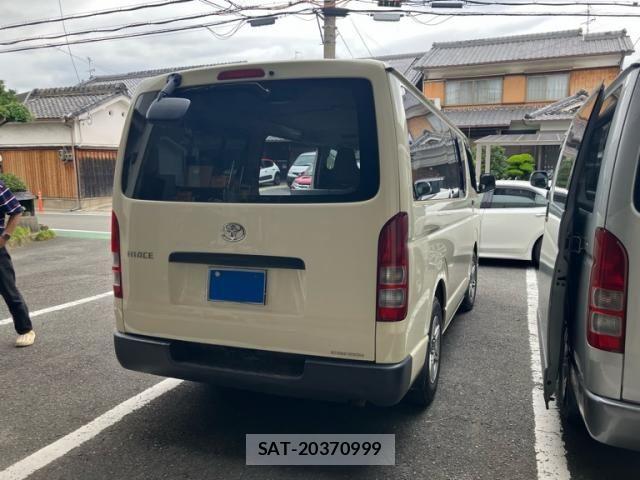 Toyota HIACE VAN 2004-09 7226201-2