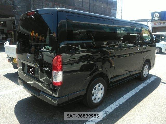 Toyota HIACE VAN 2021-04 7226242-2