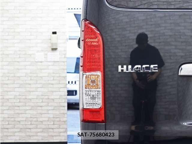 Toyota HIACE VAN 2014-03 7226212-18