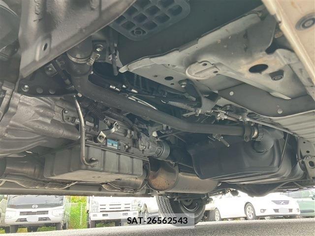 Toyota HIACE VAN 2014-04 7226214-26