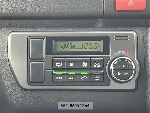 Toyota HIACE VAN 2026-03 7226276-18