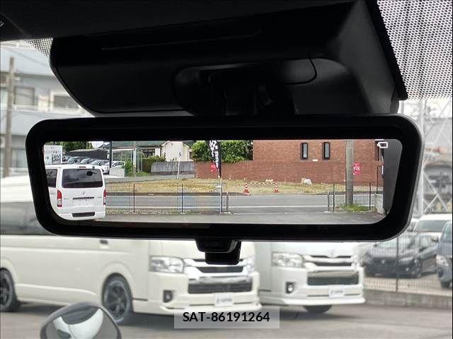 Toyota HIACE VAN 2026-03 7226276-5