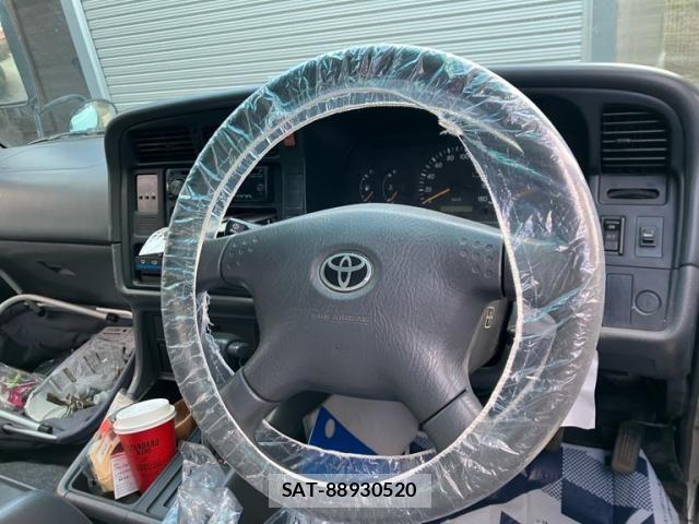 Toyota HIACE VAN 2000-10 7226197-16