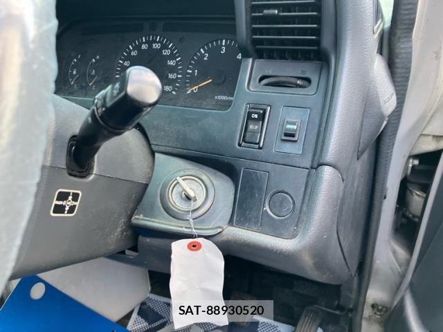 Toyota HIACE VAN 2000-10 7226197-19