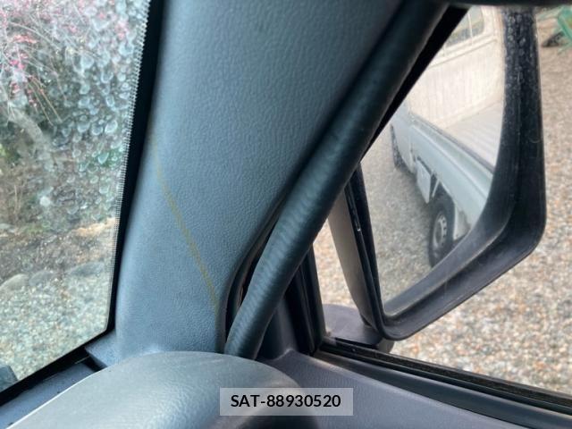 Toyota HIACE VAN 2000-10 7226197-26
