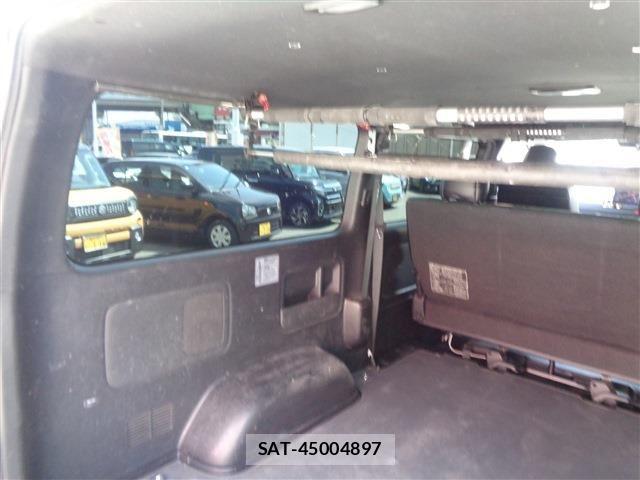 Toyota HIACE VAN 2021-05 7226245-15