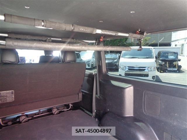 Toyota HIACE VAN 2021-05 7226245-16
