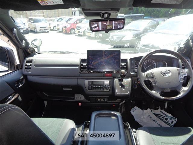 Toyota HIACE VAN 2021-05 7226245-26