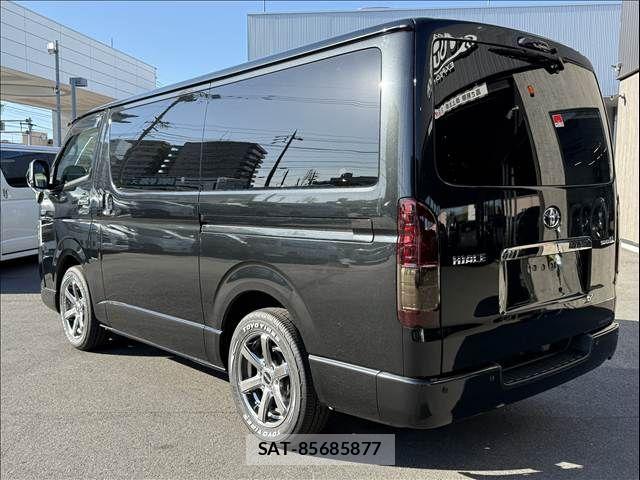 Toyota HIACE VAN 2023-10 7226263-15