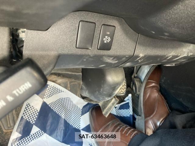 Toyota HIACE VAN 2017-06 7218177-20