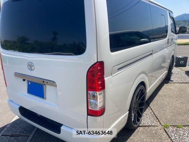 Toyota HIACE VAN 2017-06 7218177-3