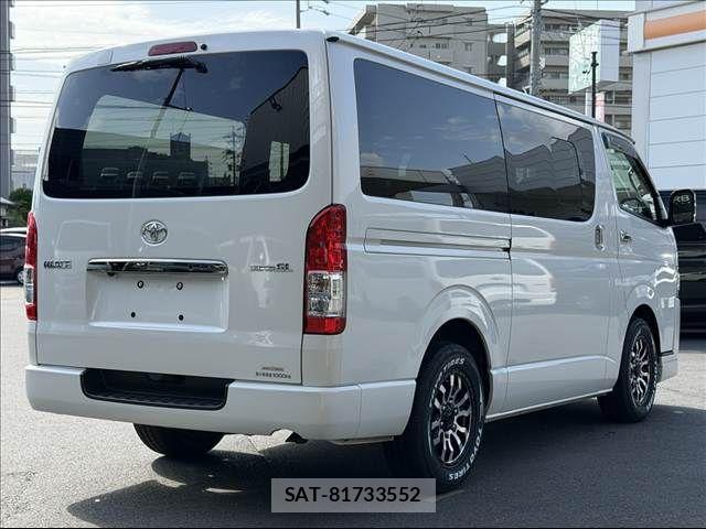 Toyota HIACE VAN 2023-02 7226262-14