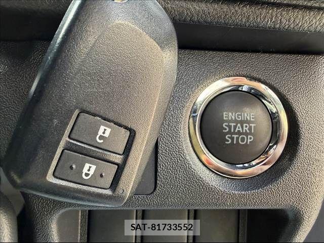 Toyota HIACE VAN 2023-02 7226262-18