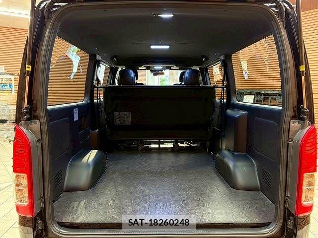 Toyota HIACE VAN 2020-05 7226233-19