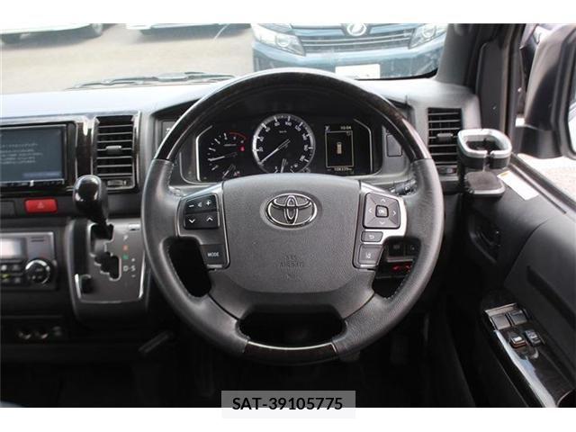 Toyota HIACE VAN 2022-04 7226256-11