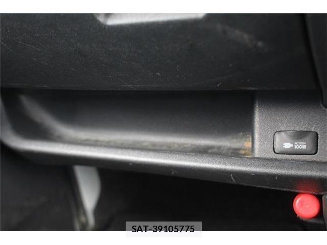 Toyota HIACE VAN 2022-04 7226256-15