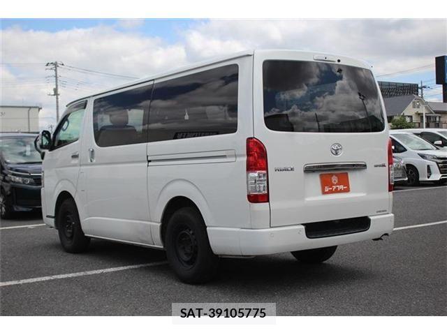Toyota HIACE VAN 2022-04 7226256-21